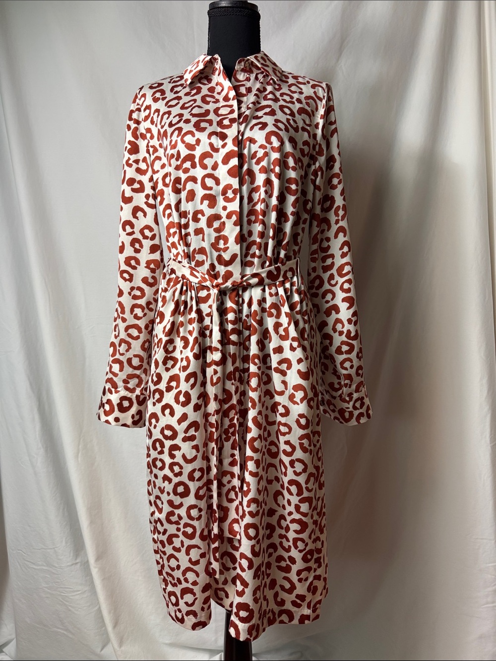 Lafayette 148 New York White and Rust Leopard-Print Long Sleeve Dress